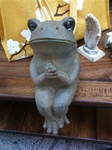 Samuel the praying frog